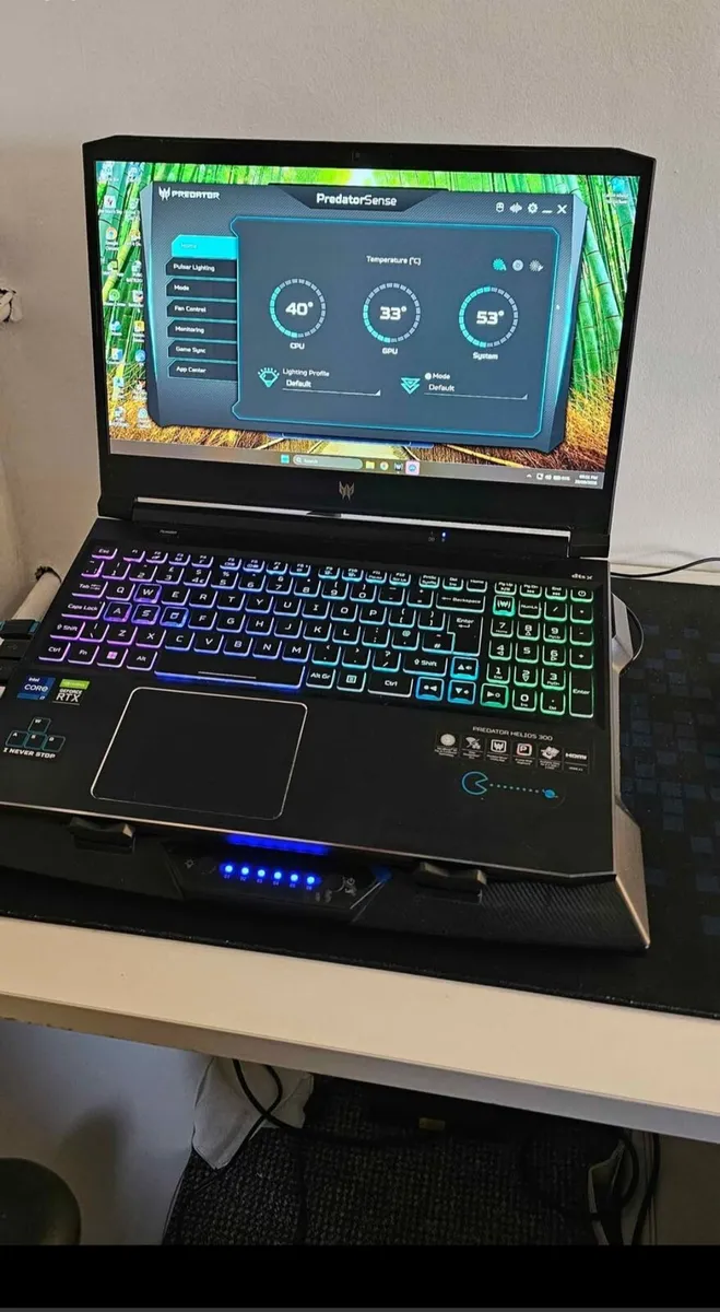Gaming laptop Acer predator helios 300 - Image 3