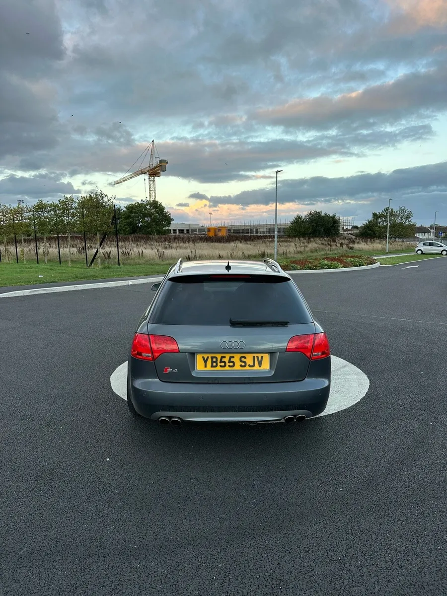 Audi S4 4.2 Quattro - Image 3