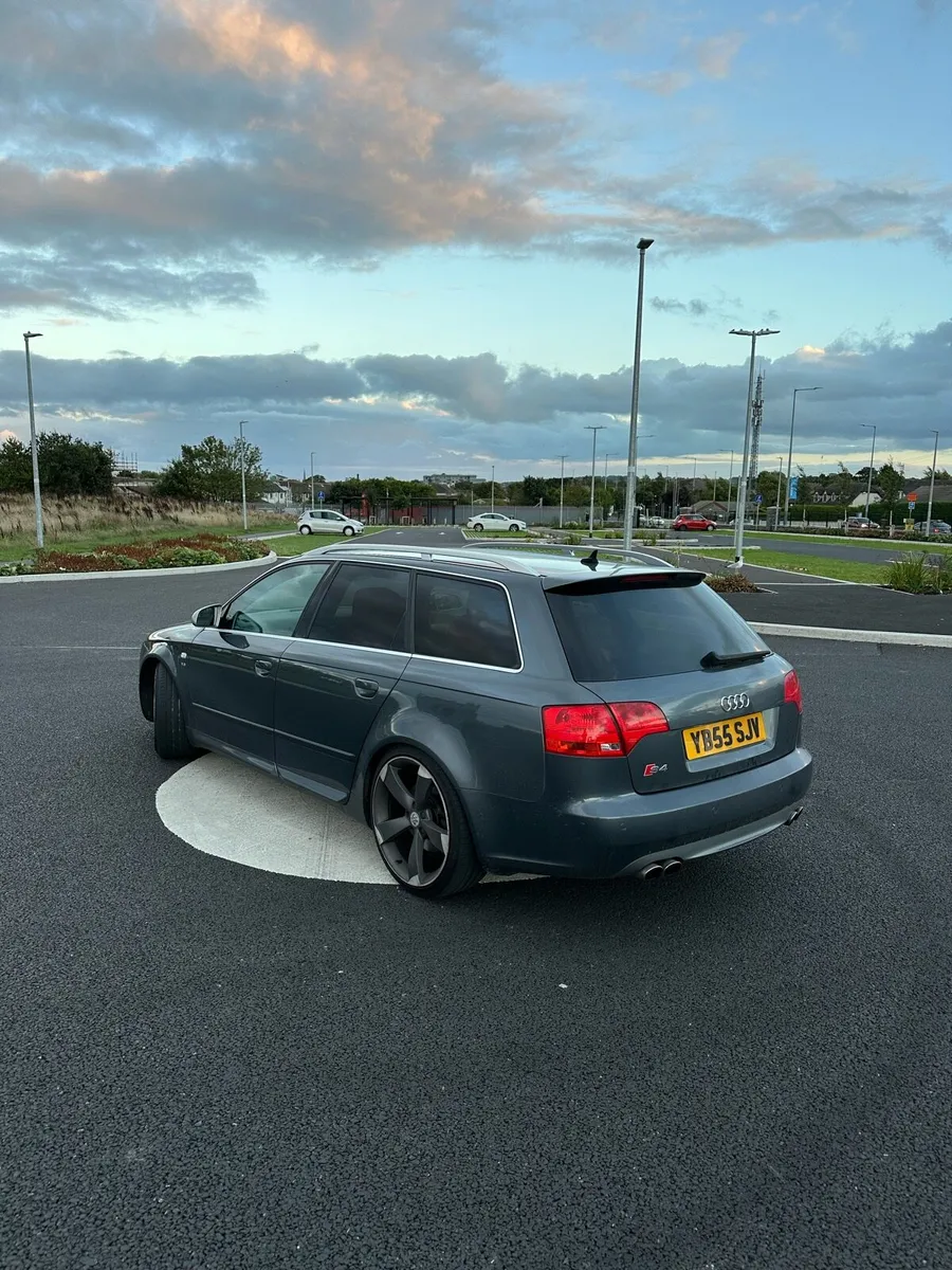Audi S4 4.2 Quattro - Image 4