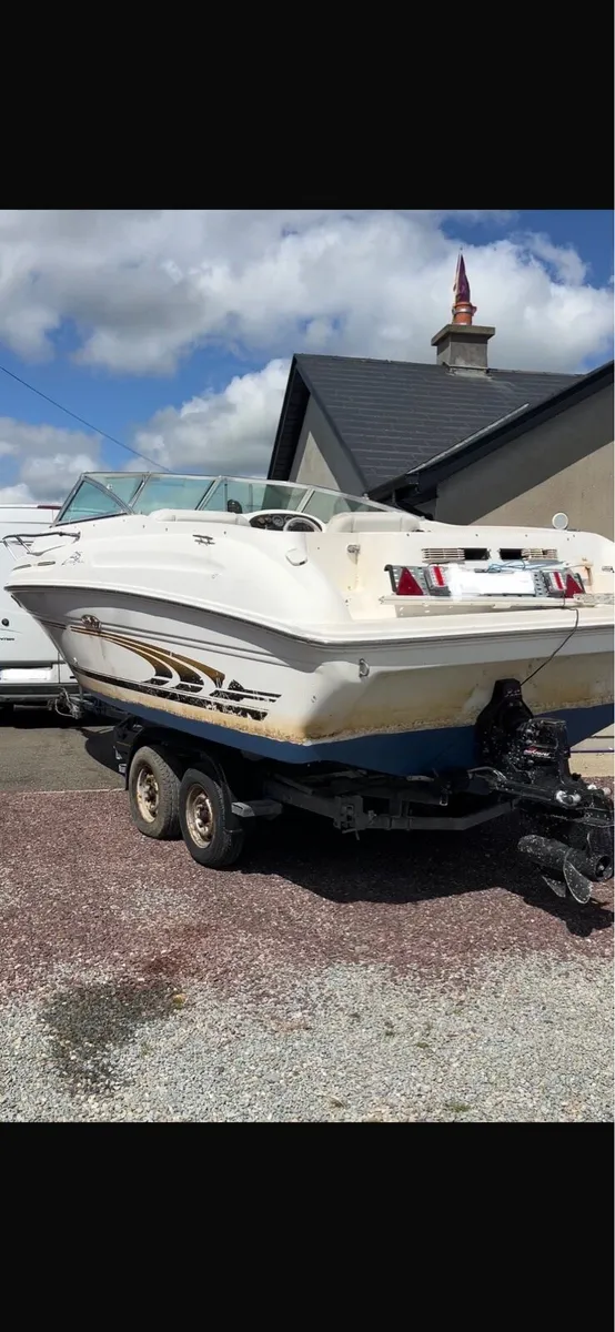 Sea Ray 215 express - Image 3