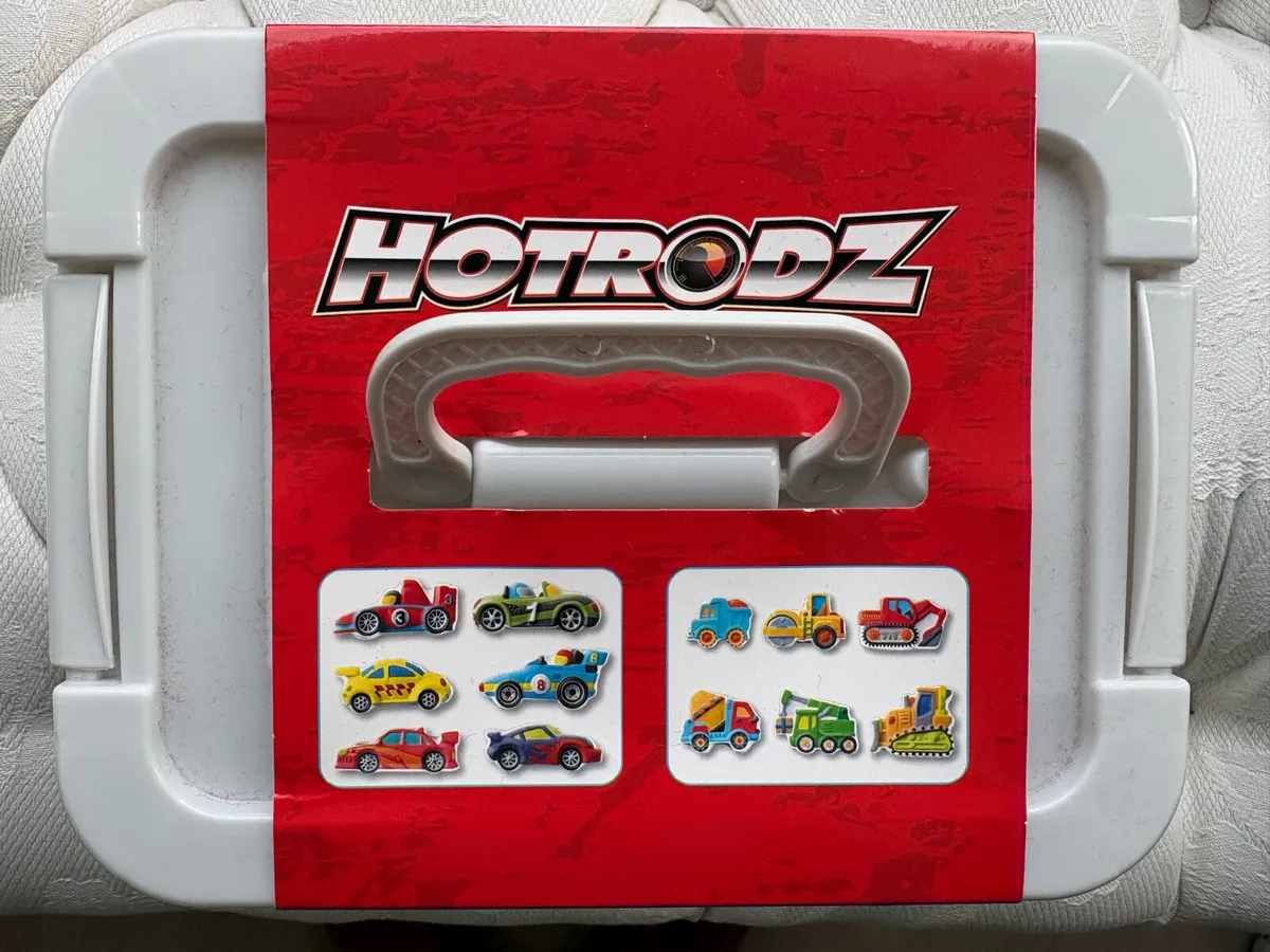 Hotrodz Make Your Own Fridge Magnets - Image 2