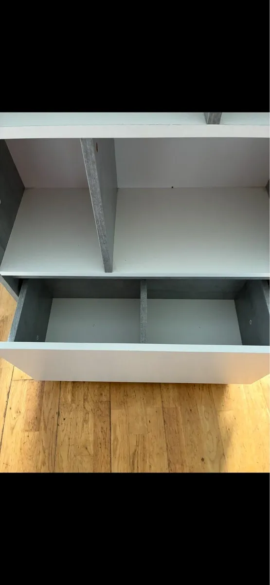 Storage shelves - Image 4