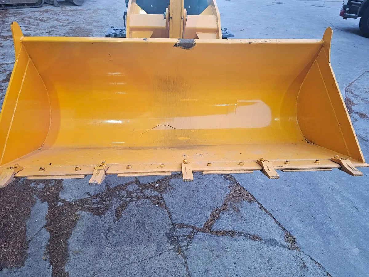 Wheeled loader - Image 3