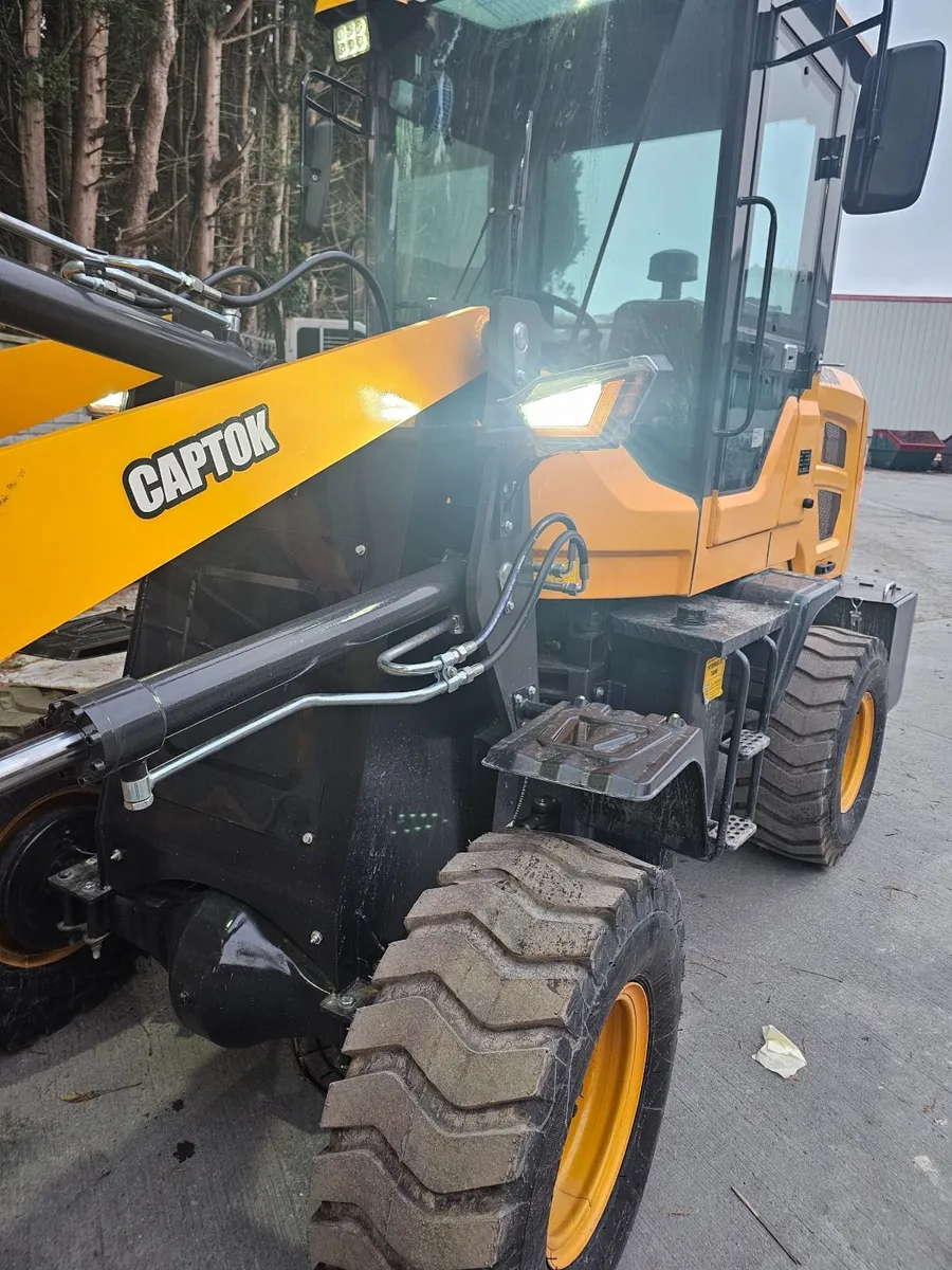Wheeled loader - Image 4