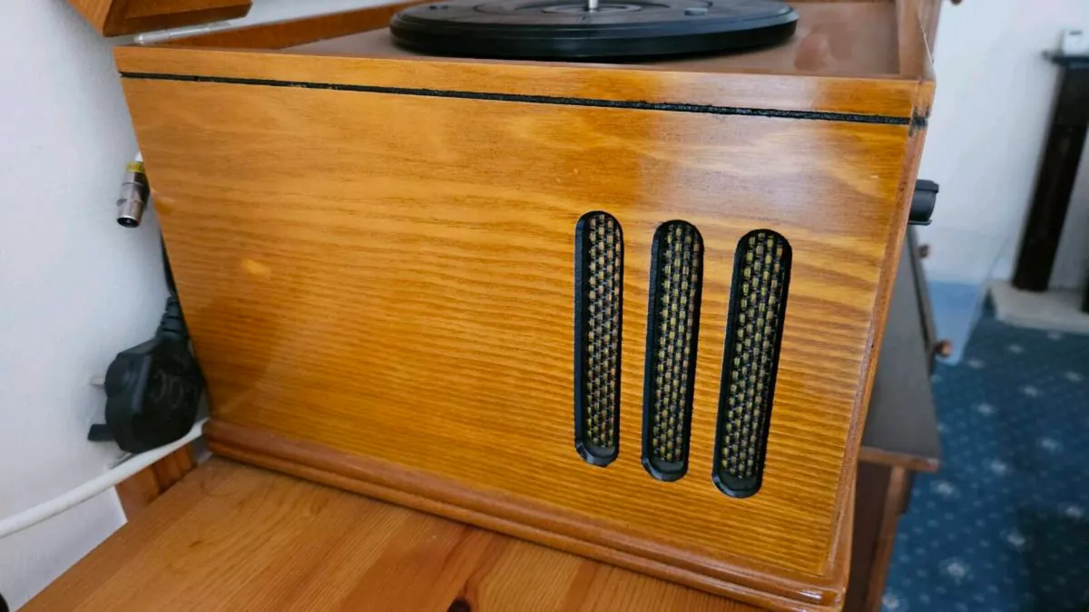 Crosley Music Entertainment Center - Image 3