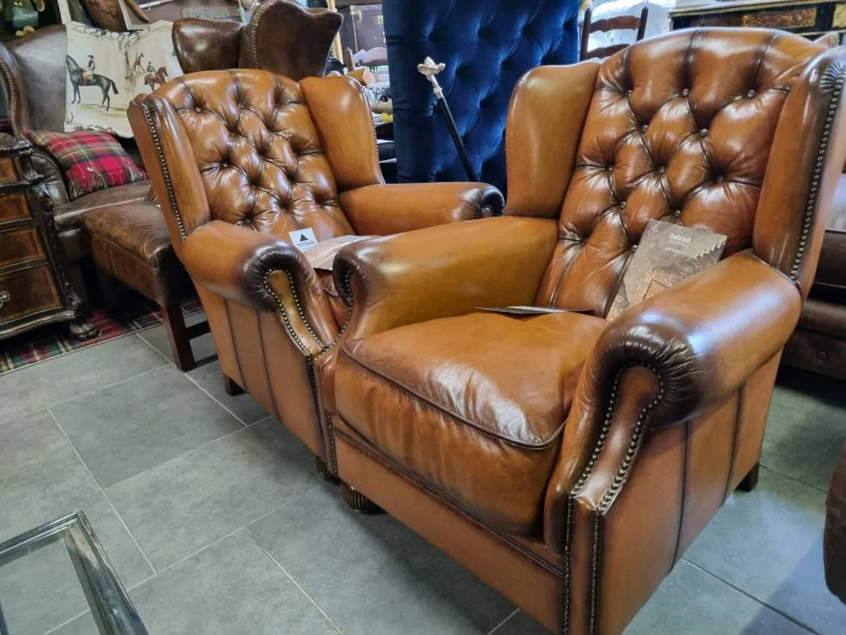 Tetrad chairs