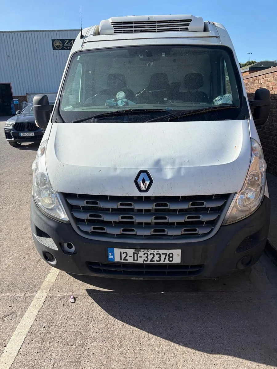 Renault master for breaking