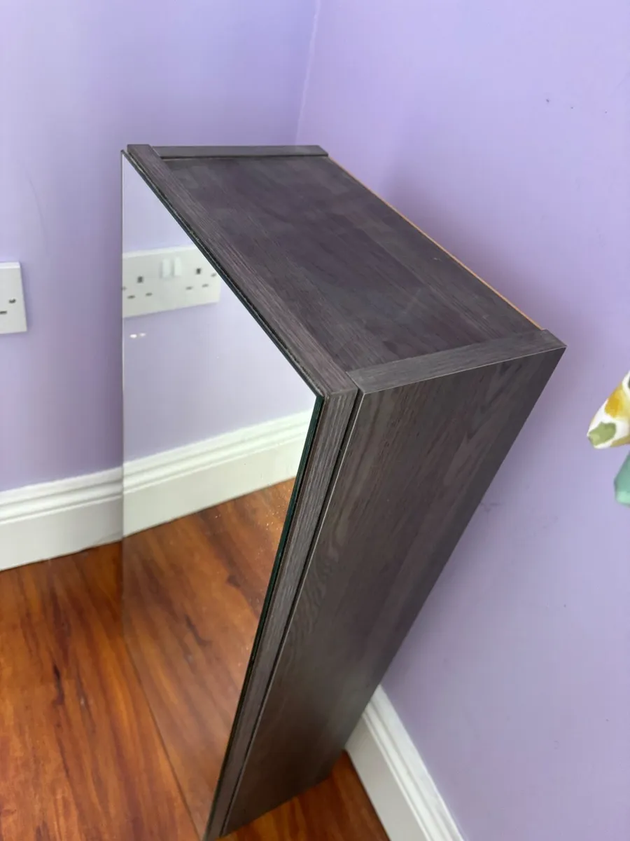 Bathroom mirror cabinet - Image 1