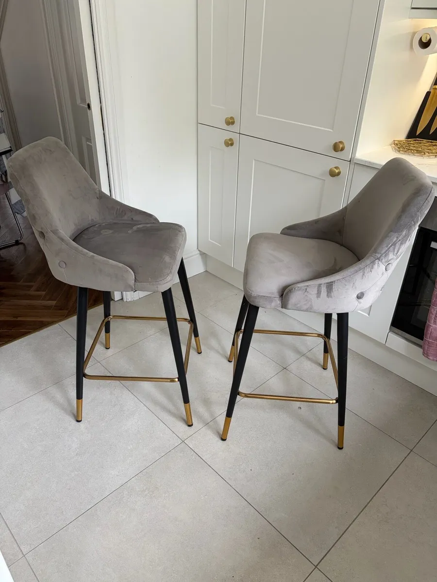 Kitchen stools (x2) - Image 2