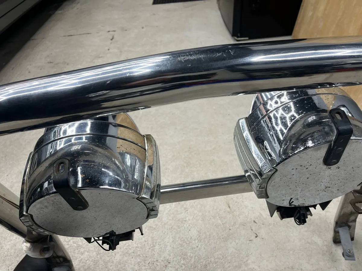 1996 Mitsubishi Pajero shogun bullbar - Image 4