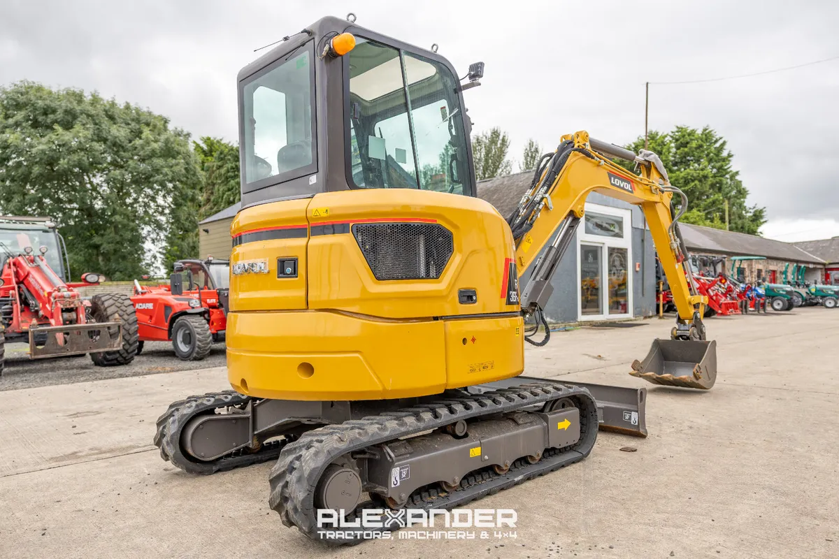 2025 Lovol FR36F-U Mini Digger - Ex Demo 513 Hours - Image 3