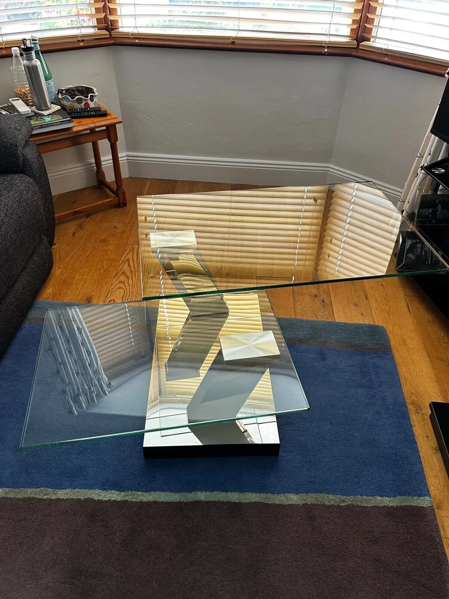 Coffee table - Image 4
