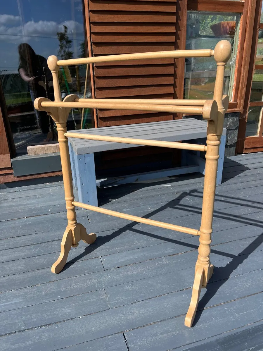 Vintage pine blanket/ towel stand - Image 2