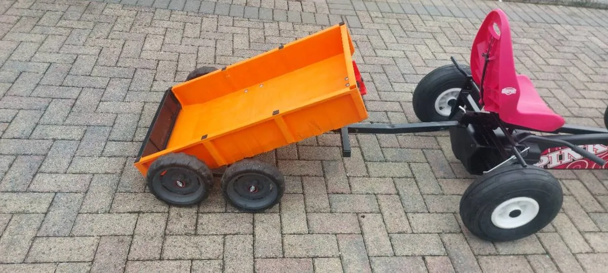 Berg Trailer - Image 4