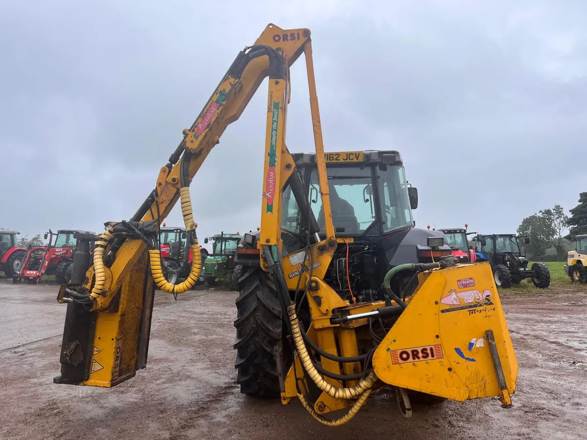 Orsi Acrobat AC 55T hedge cutter - Image 1