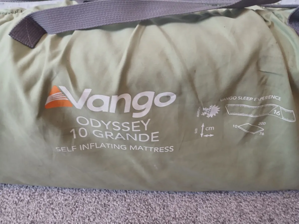 Camping equipment - Image 1