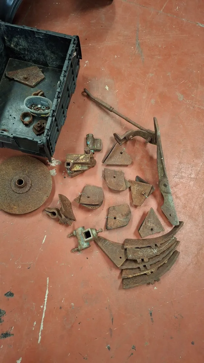 MATCH  PLOUGH...... - Image 2
