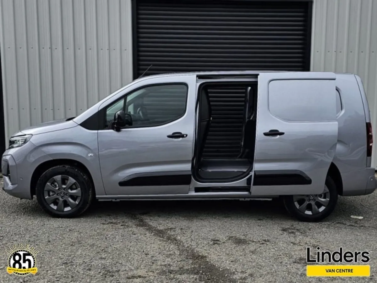 Opel Combo 262 LWB TOP SPEC AUTOMATIC - Image 3