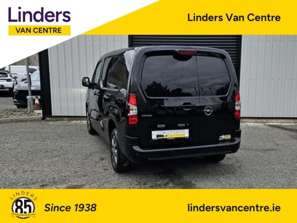 Opel Combo 262 LWB TOP SPEC AUTOMATIC - Image 4