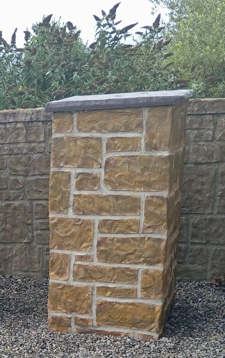 STONE EFFECT PILLARS - Image 2