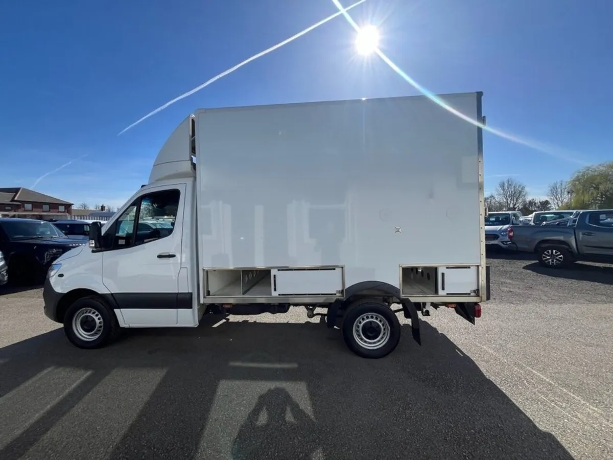 2023 Mercedes-Benz Sprinter Refrigerated Van - Image 1