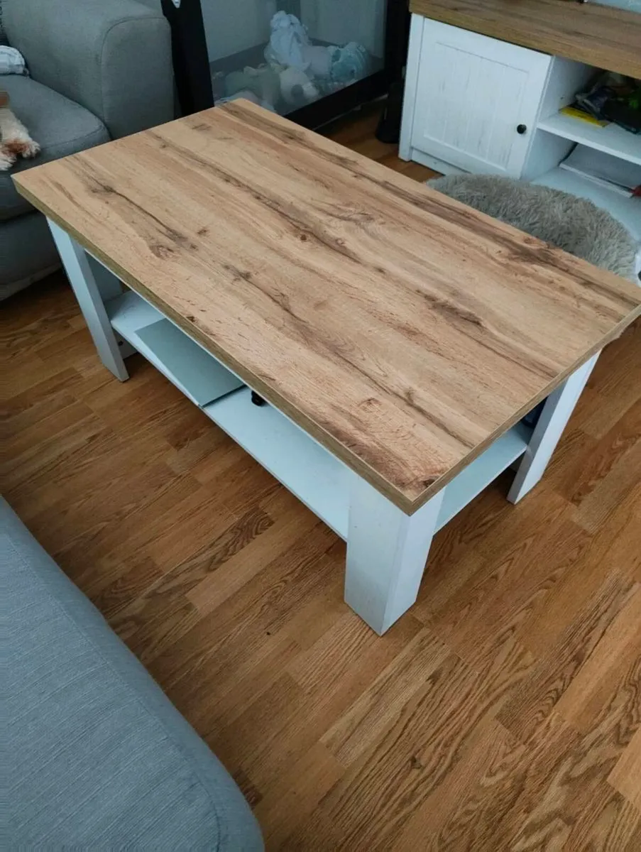 Coffee table - Image 1