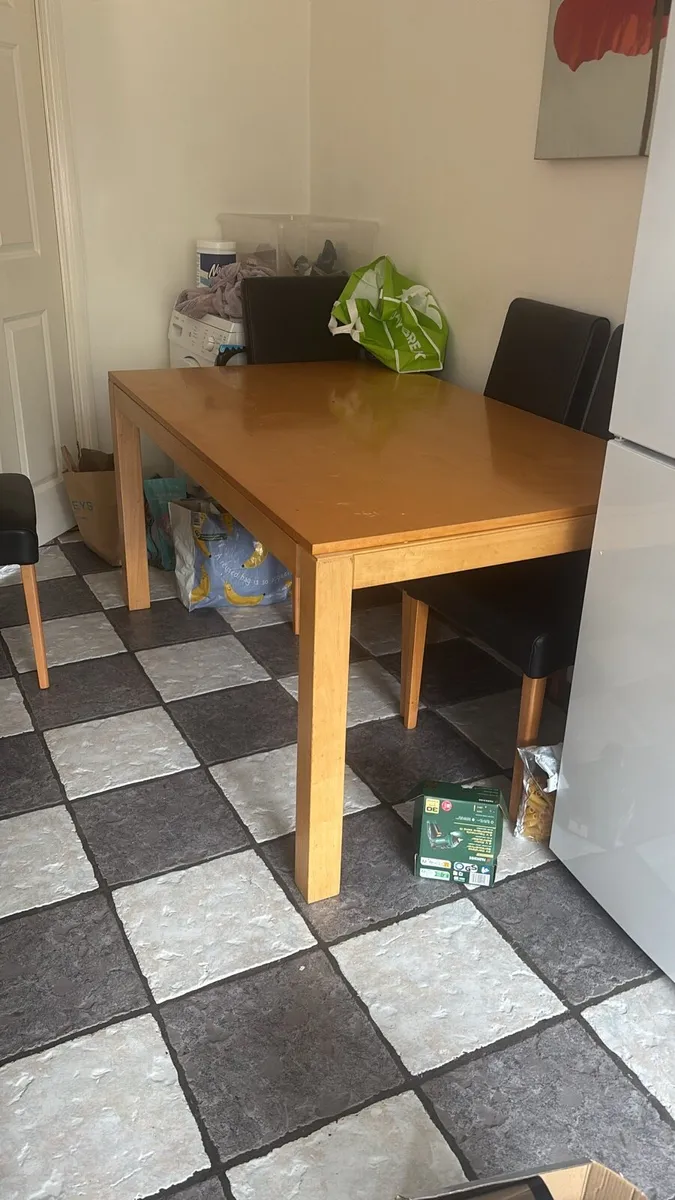 Kitchen table