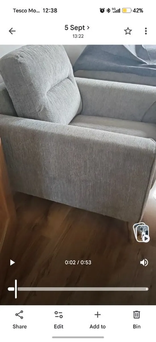 3 piece Suite - Image 4
