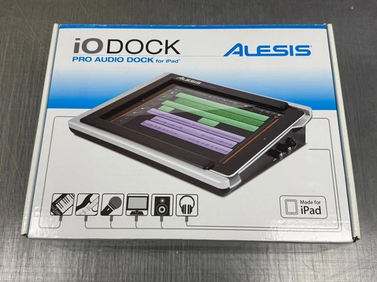 Alesis IO Dock for IPad ( Gen 1,2&3) - Image 1