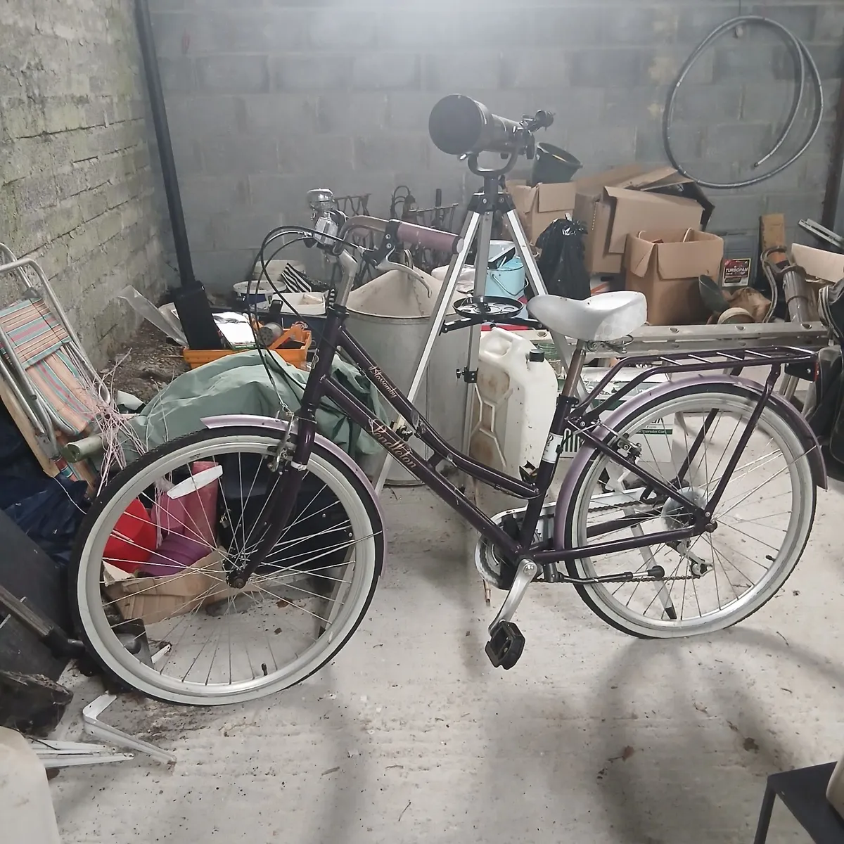 Ladies and gents bike - Image 1