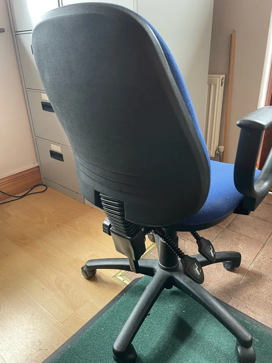 Office Chairs - Image 2