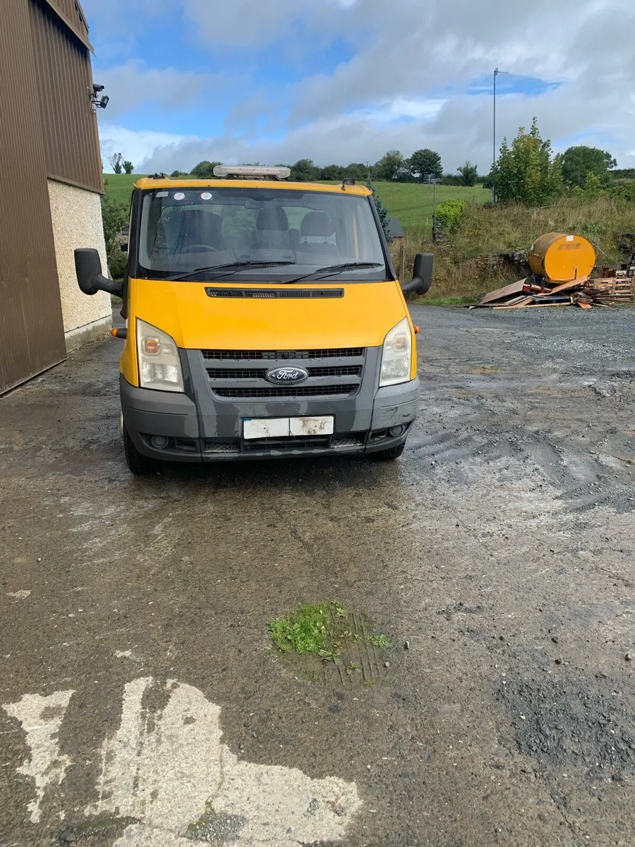 Transit 2.4  car transporter 2011 - Image 2