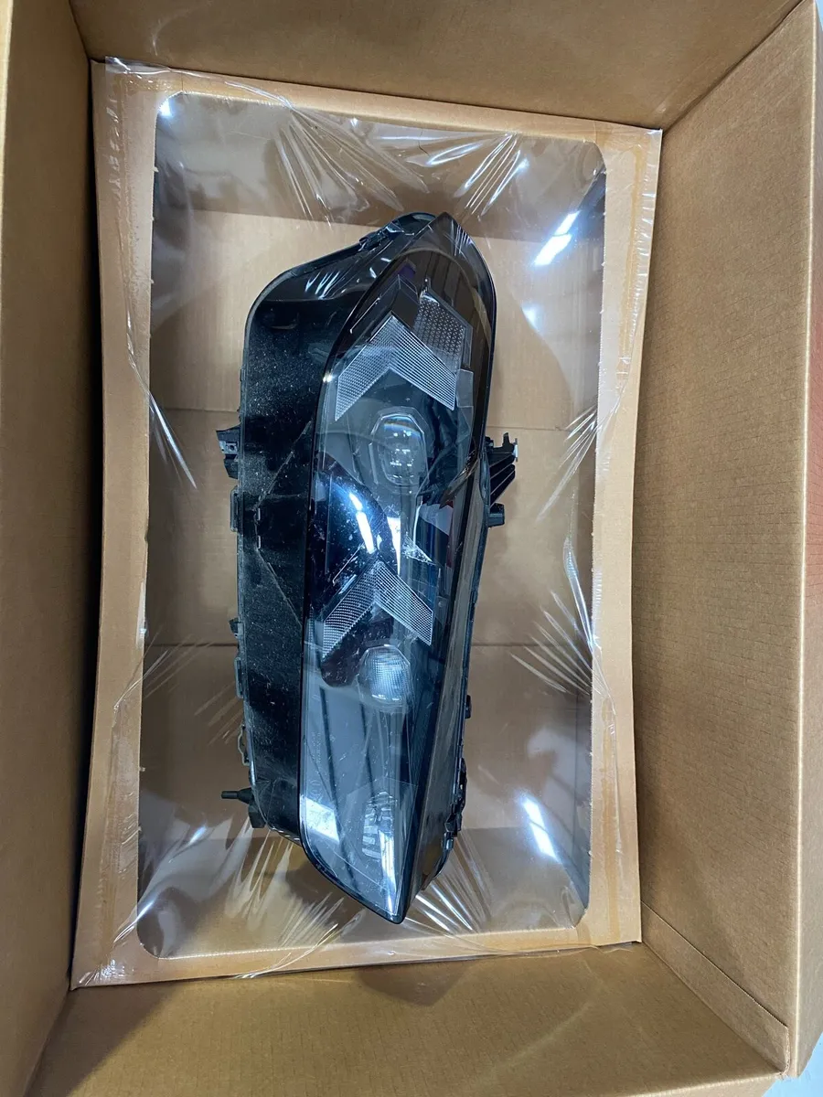 BMW X5 Rh Headlight 2023 - Image 1