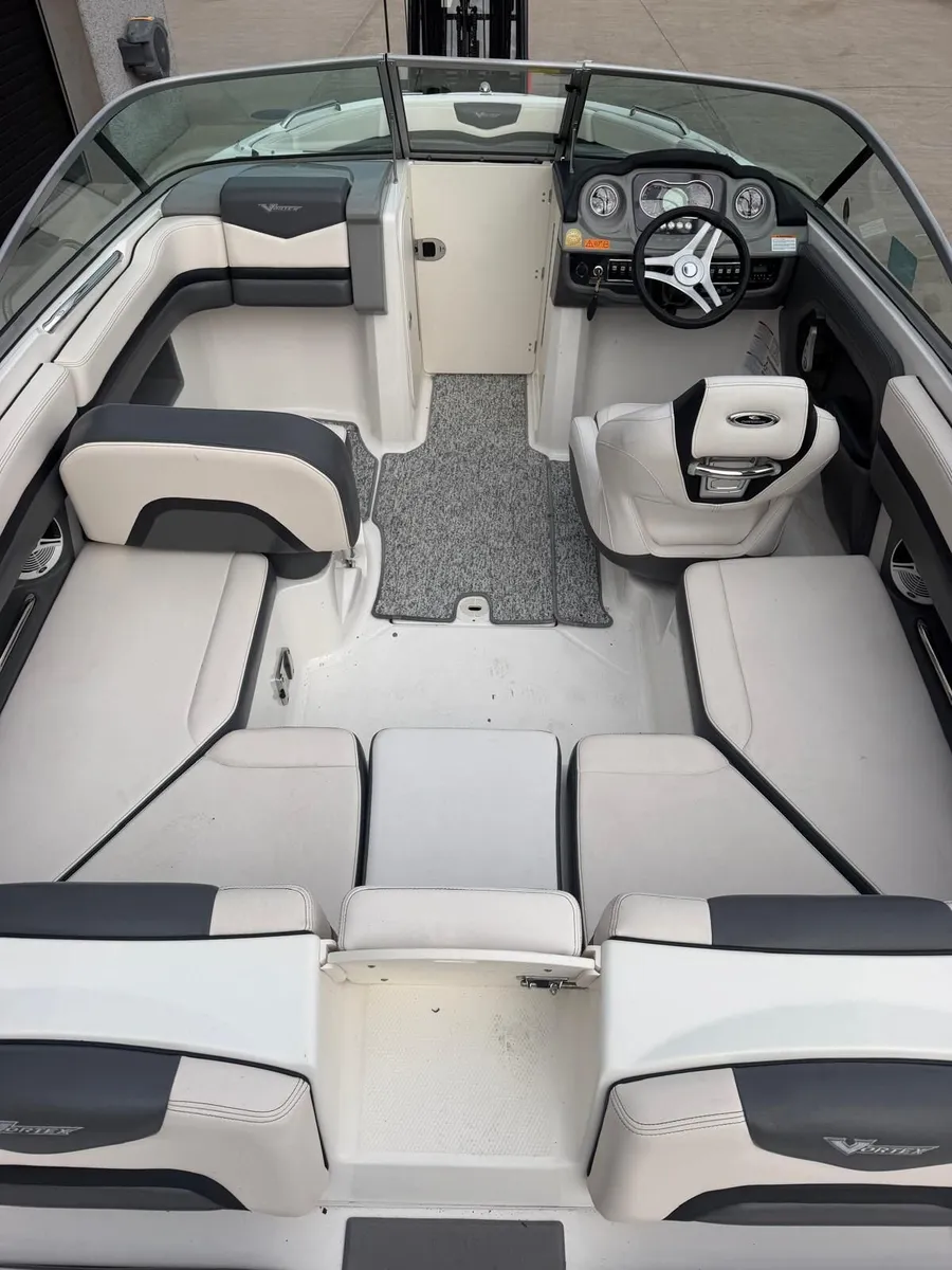 2016 Chaparral 203 Vortex Rotax 1.5 lt petrol - Image 4