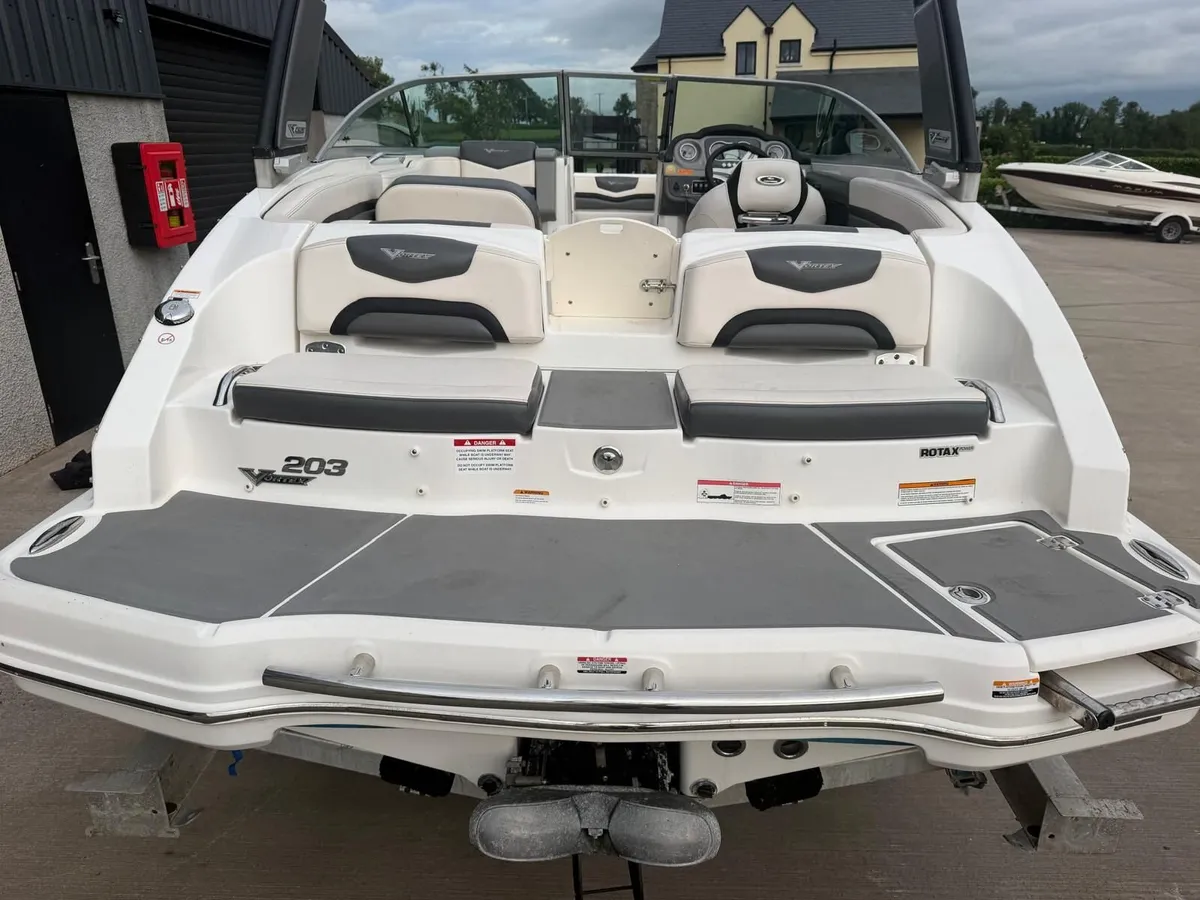 2016 Chaparral 203 Vortex Rotax 1.5 lt petrol - Image 3