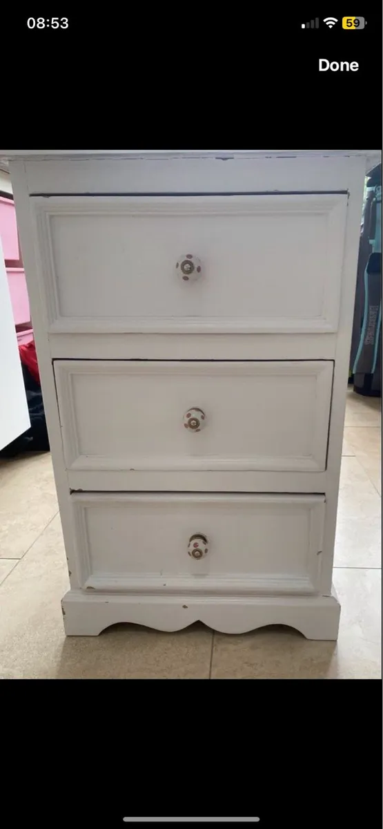 Chest of drawers - Image 1