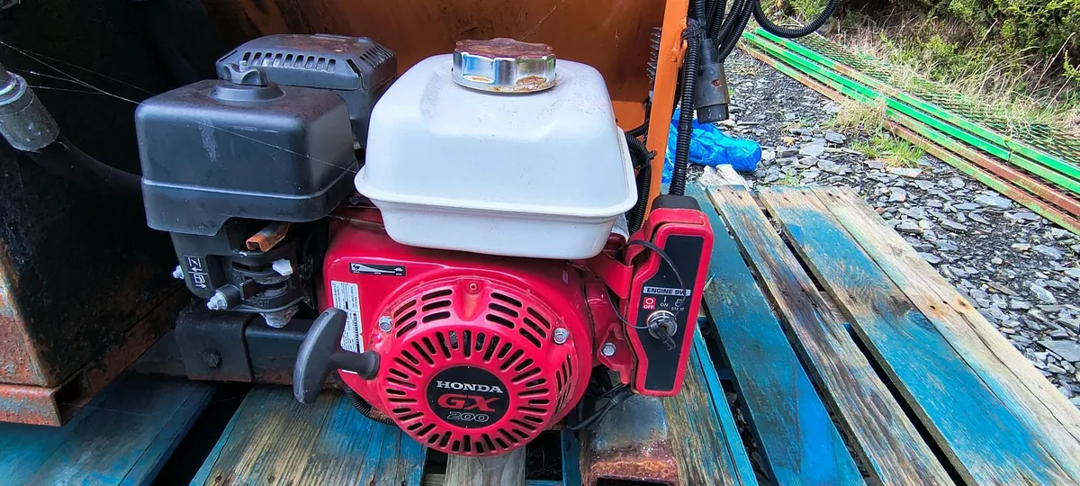 schmidt Salt Spreader - Image 3