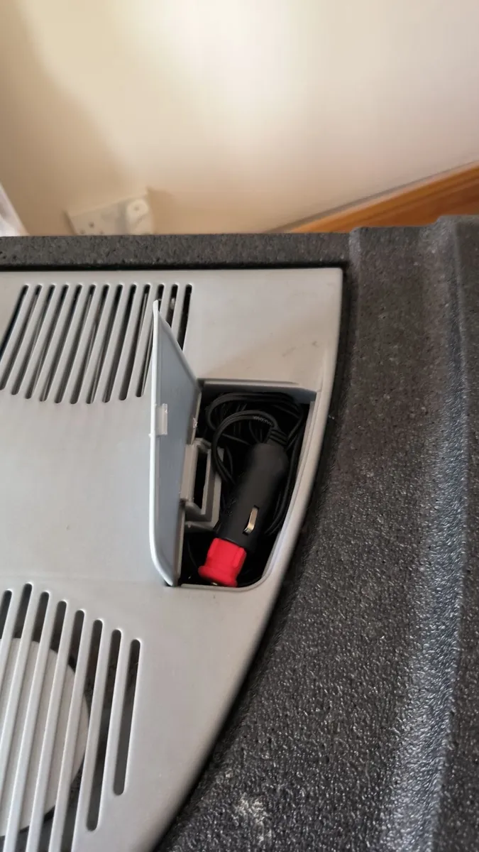 Cool box - Image 2