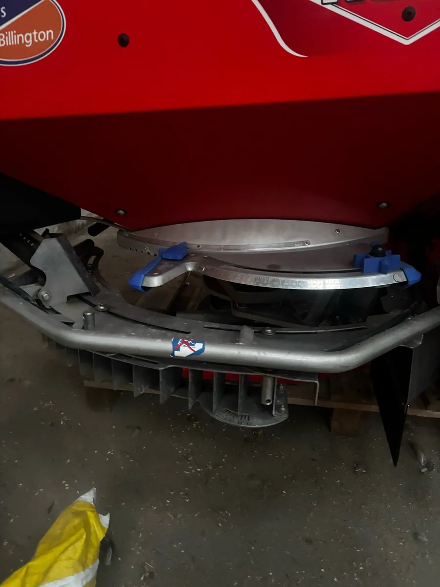 Kuhn Axis 40.2 W - Image 4