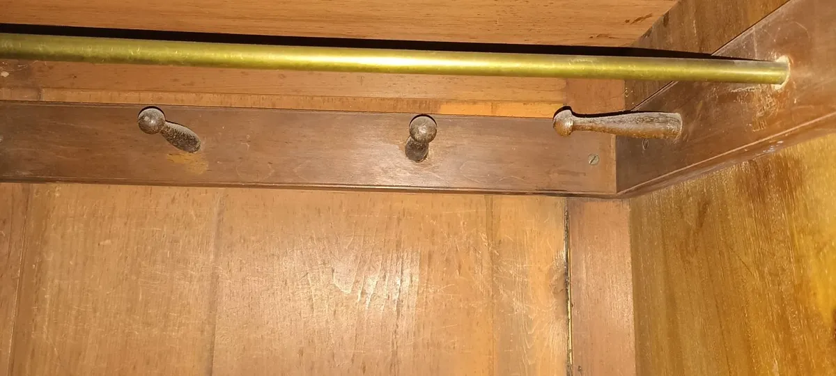 Large Victorian Mahogany Wardrobe - Image 4