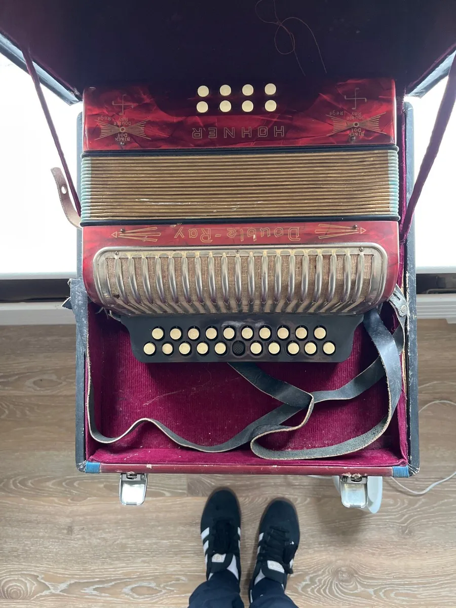 Hohner accordion - Image 2