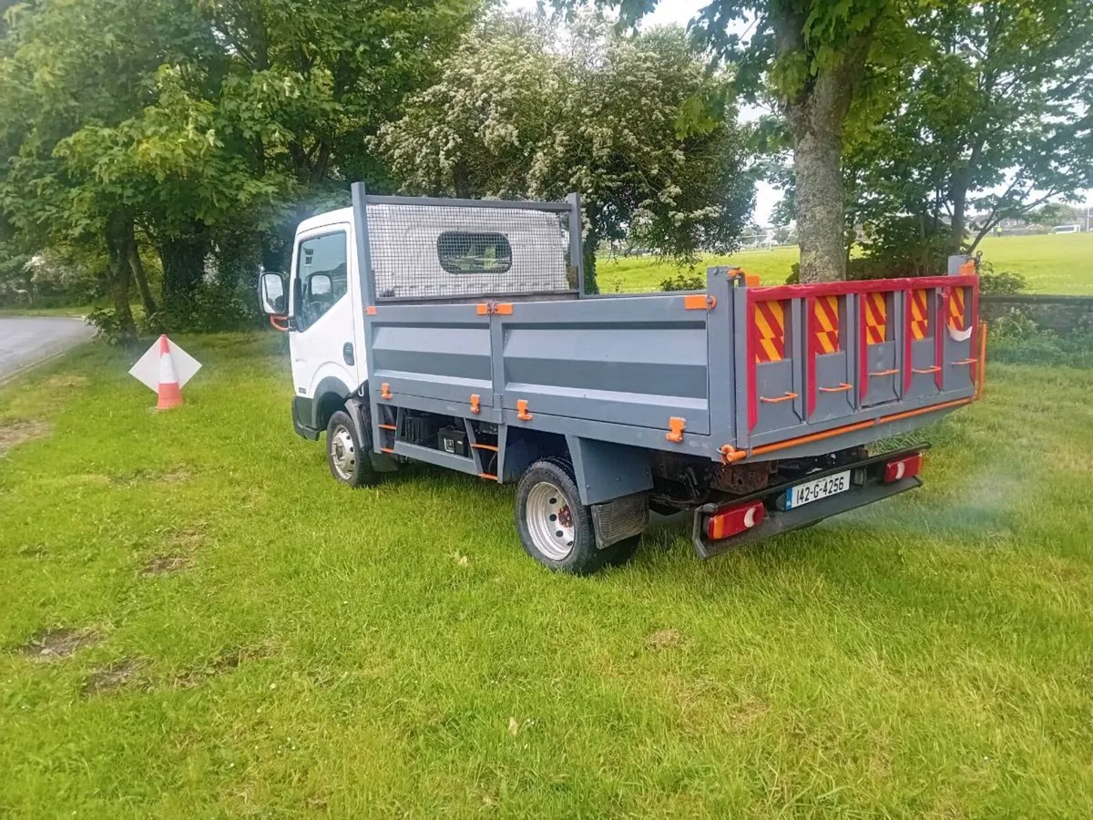 Nissan cabstar - Image 2
