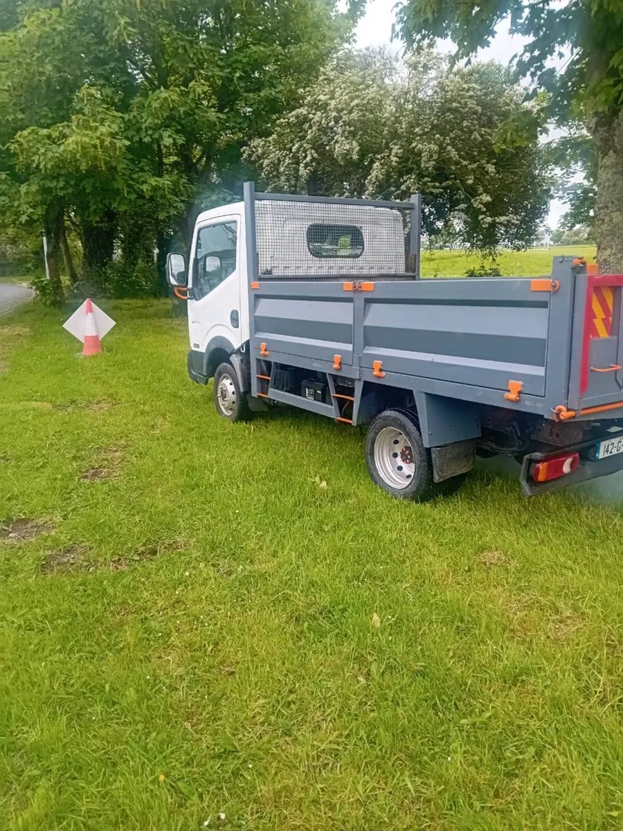 Nissan cabstar - Image 4