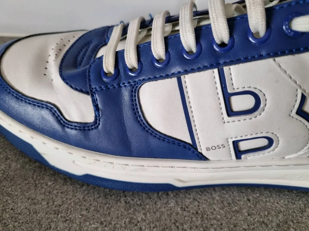 Mens Boss  runers - Image 4