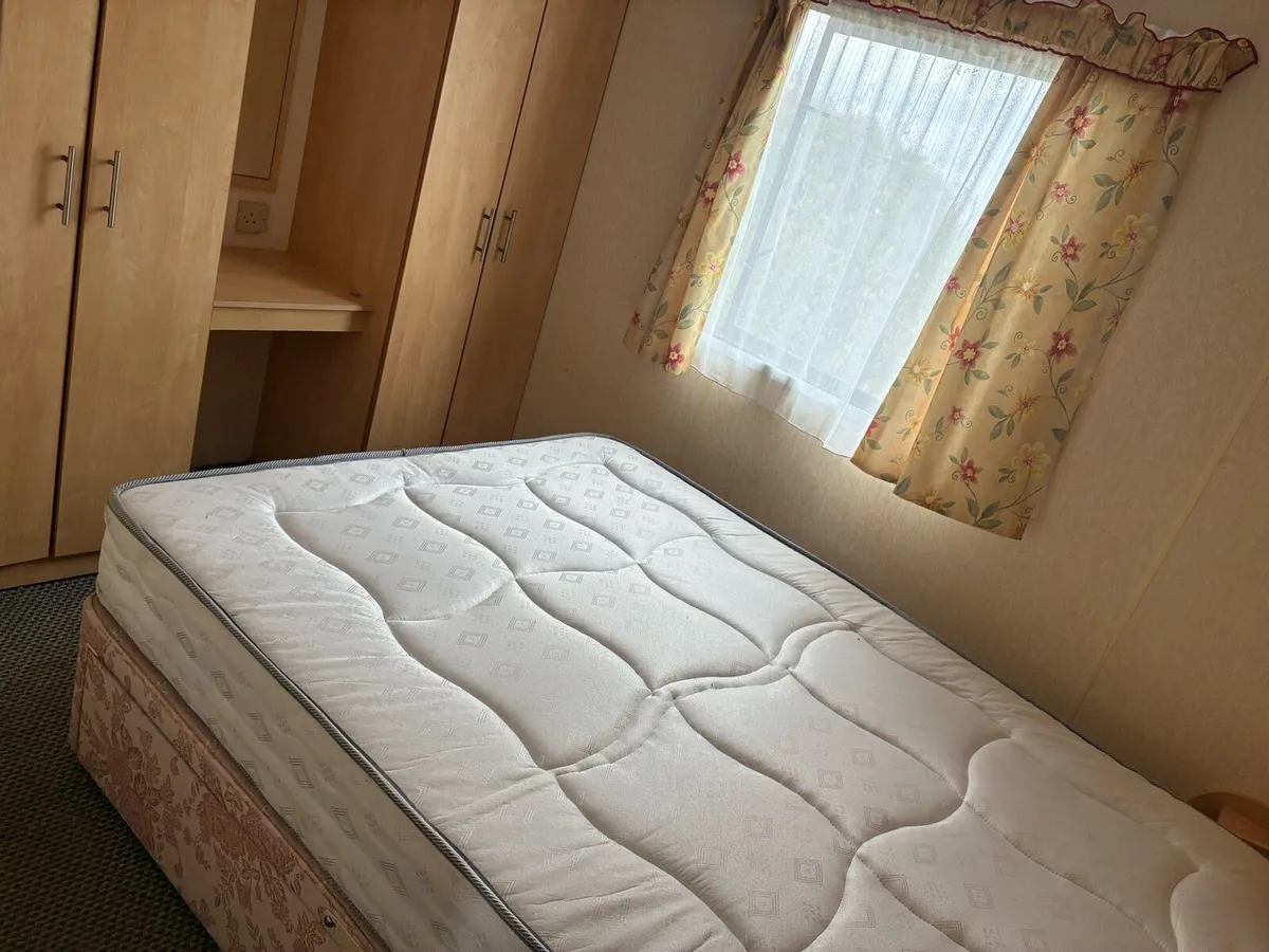Mobile Home - Image 2