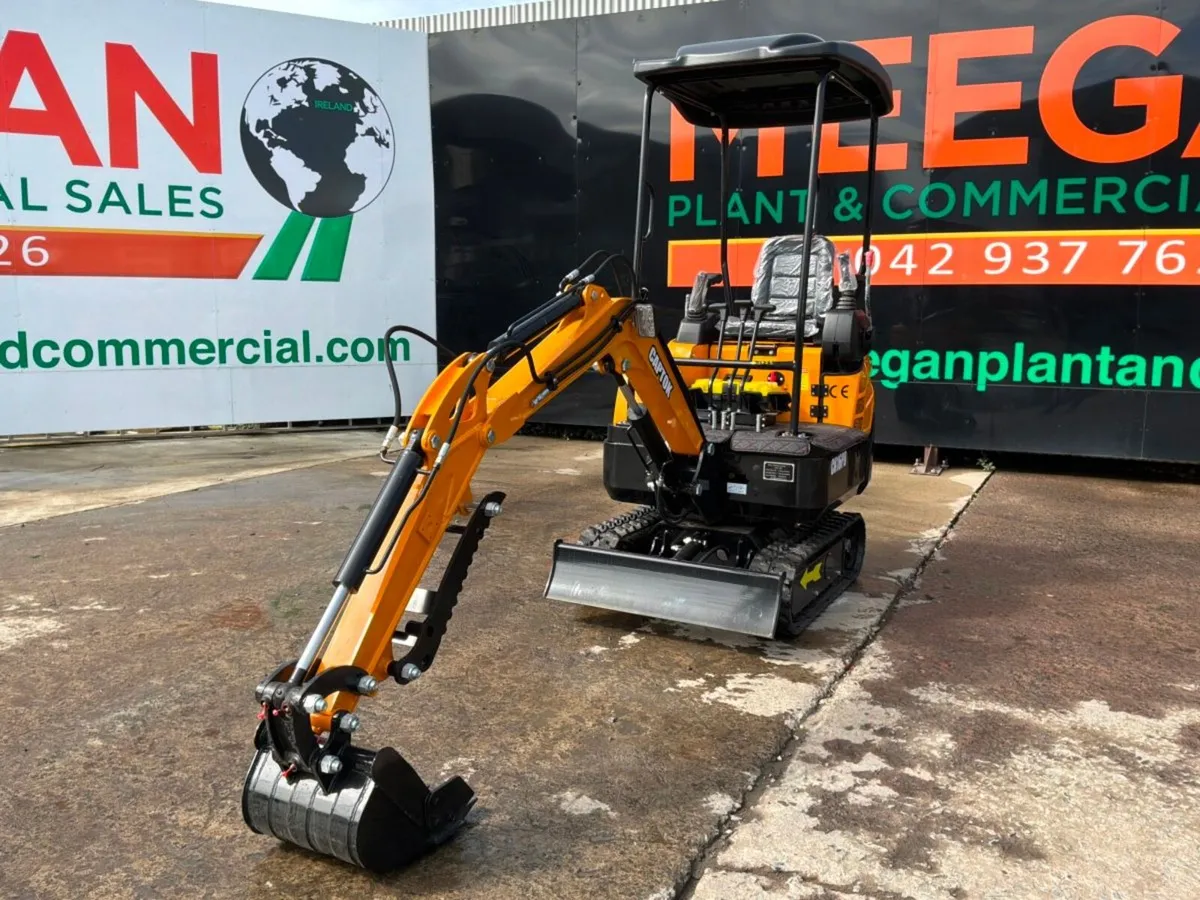 New Captok 16PD Diesel mini micro digger....1726. - Image 4