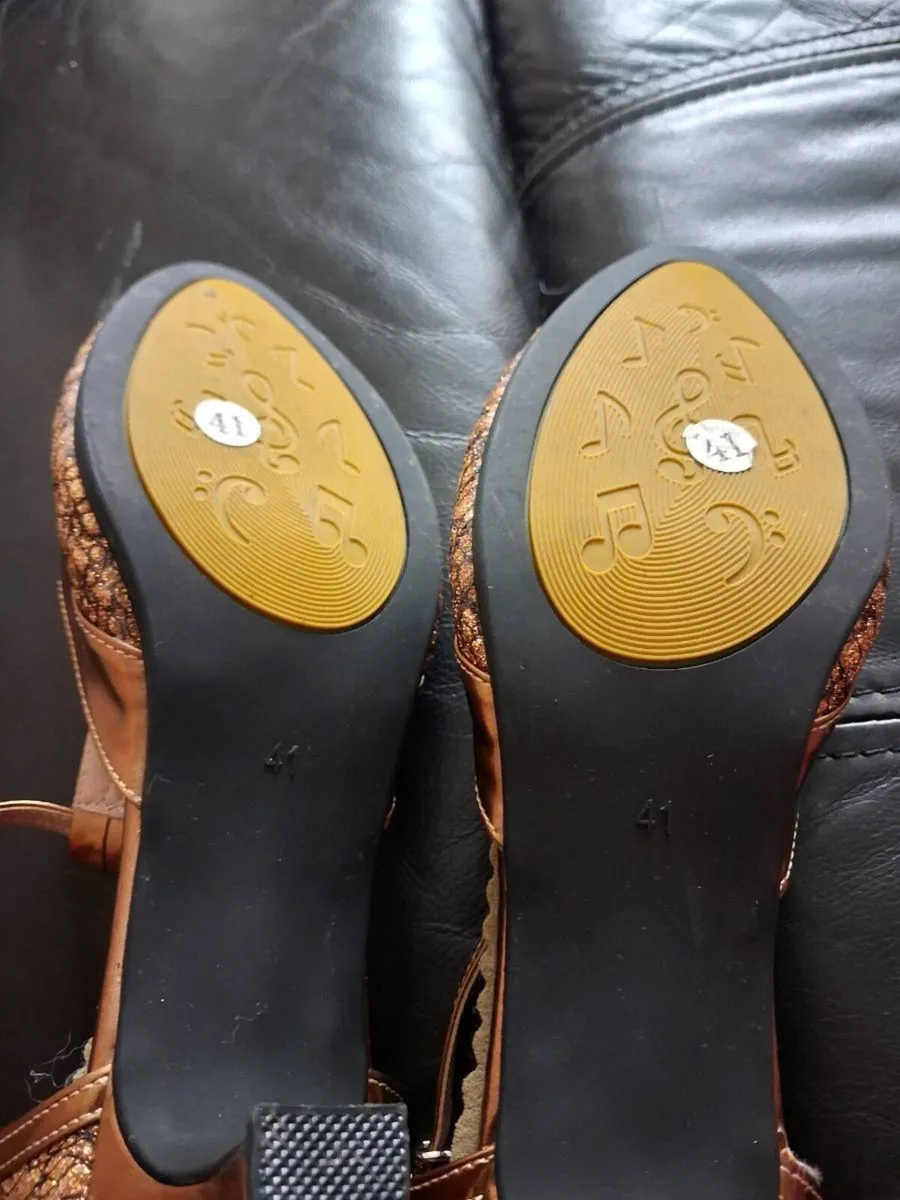 Ladys shoes - Image 1