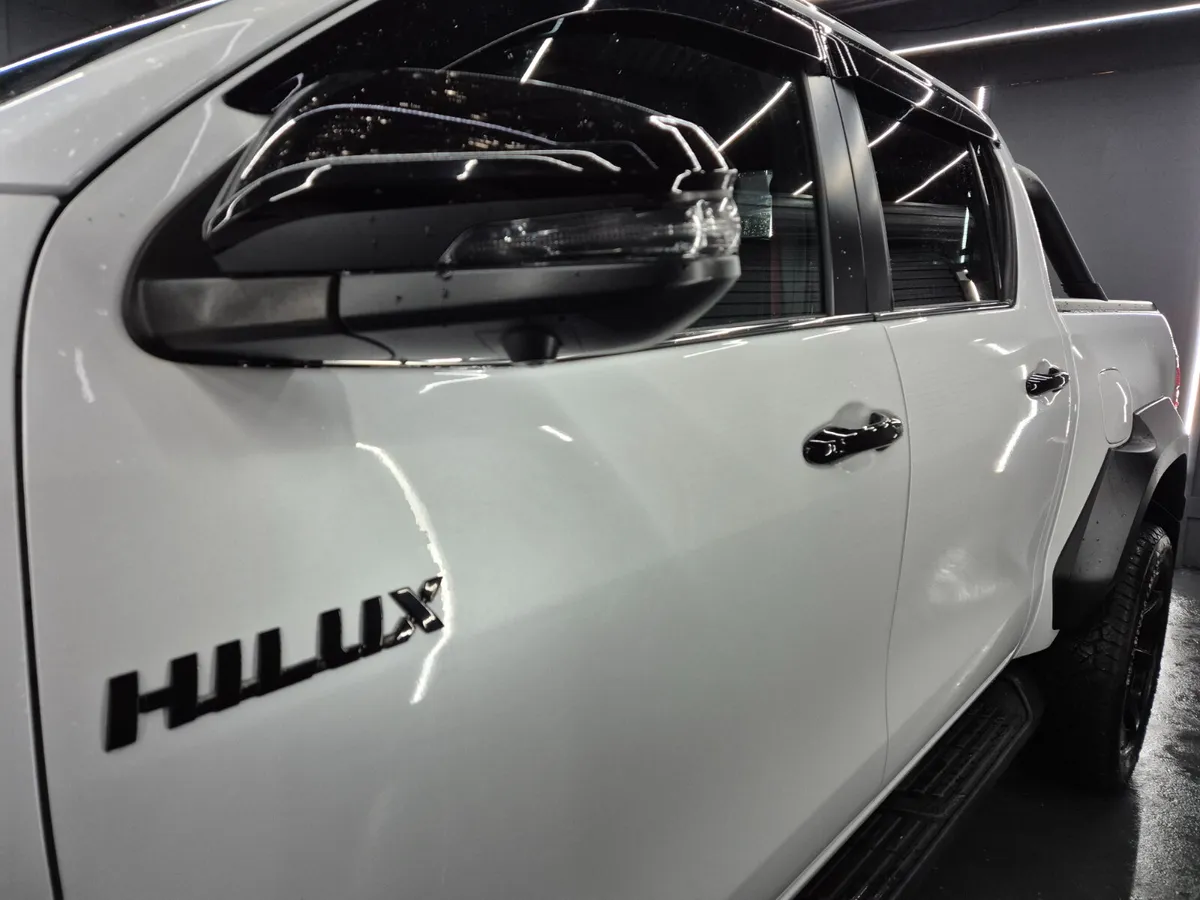 Toyota Hilux 2025 GR PRICE INC VAT €65000 - Image 4