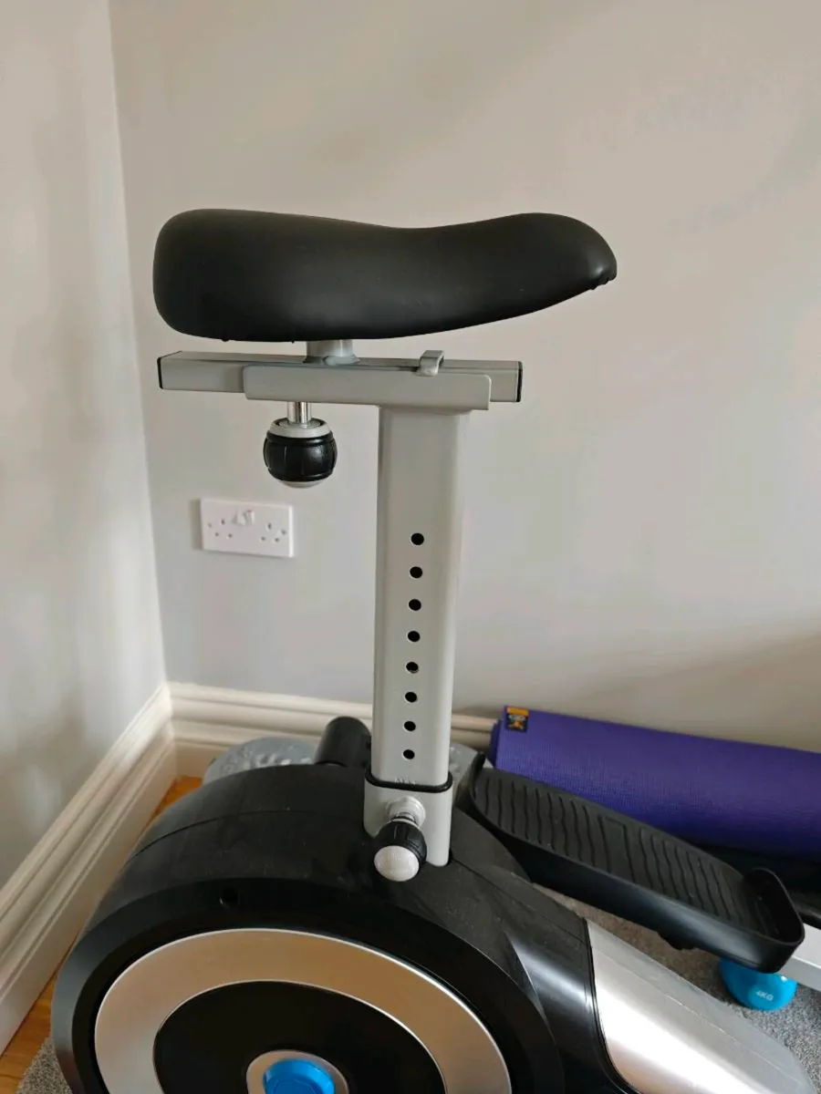 Roger Black exercise bike/cross trainer - Image 3
