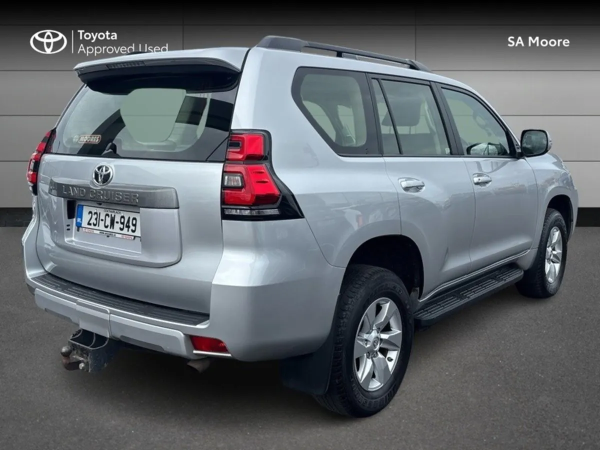 Toyota Land Cruiser 5 SEAT - BUSINESS - Image 2